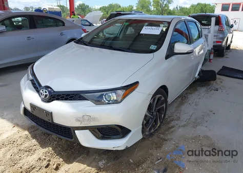 2017 Toyota Corolla Im z USA, uszkodzony, nr VIN JTNKARJE8HJ542923